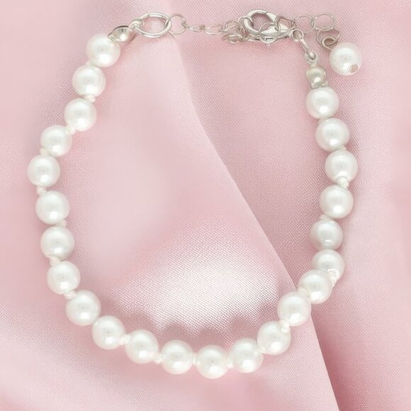 White Pearl Beaded Adjustable Bracelet - Picture 1 of 2
